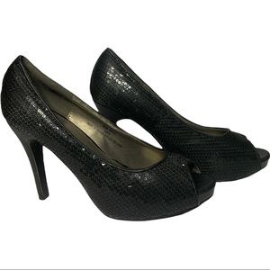 Bizz  Girl Black Sequin Stiletto Shoes Size 9